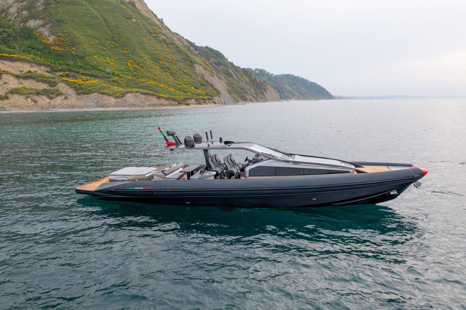 Anvera 55s – luxury yacht for charter in Saint-Tropez