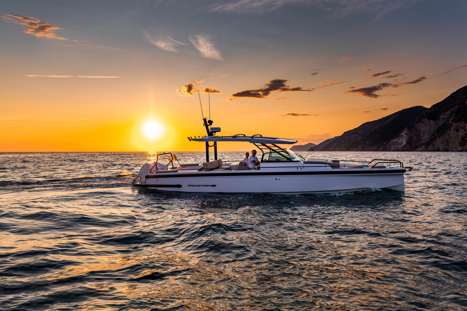 Axopar 37 – luxury yacht for charter in Saint-Tropez