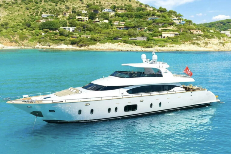 yacht location saint tropez