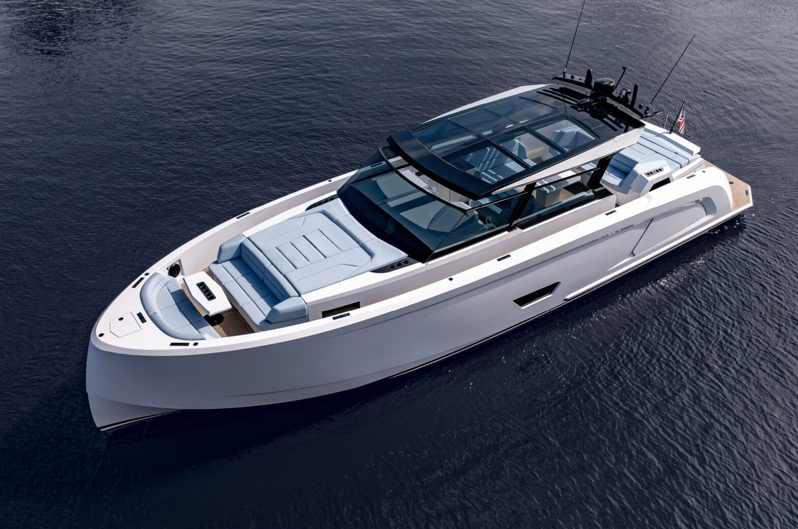 Vanquish 58 E – luxury yacht for charter in Saint-Tropez
